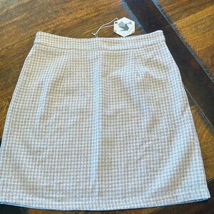 Papercrane size Large check skirt. NWTs